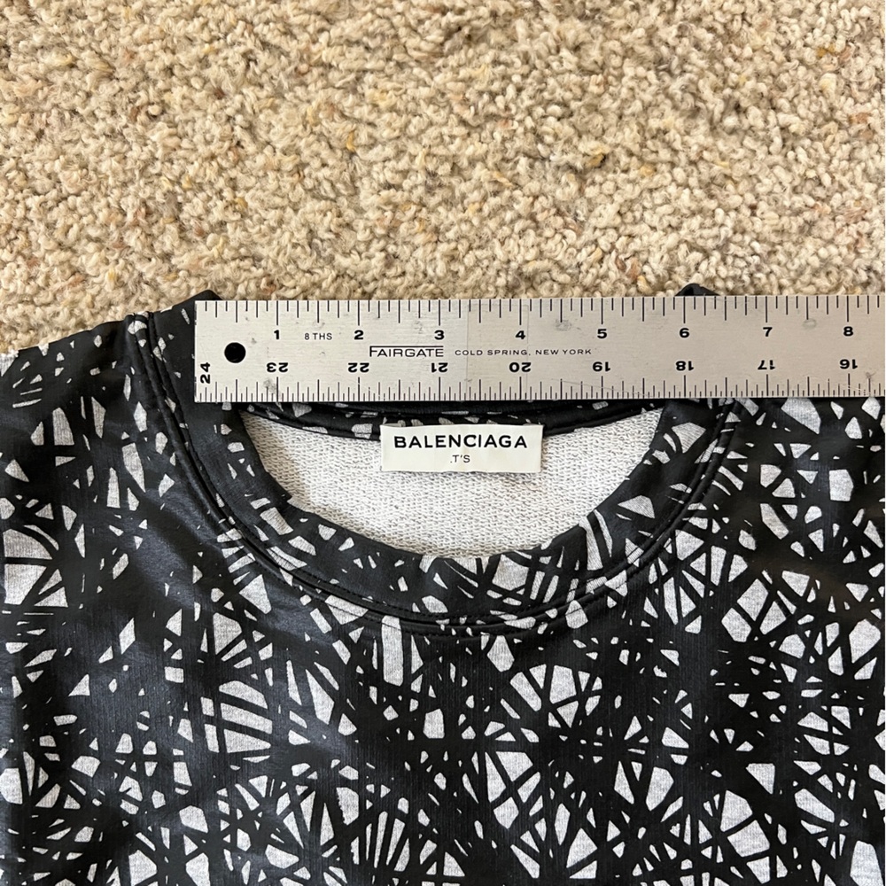 Balenciaga .T’S - graphic sweatshirt - size M - Picture 9 of 16